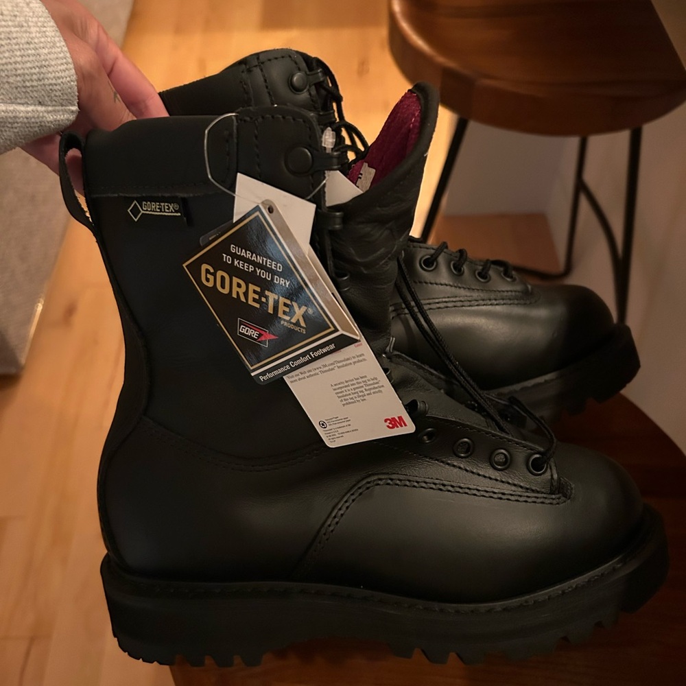 GORE-TEX Black Performance Footwear